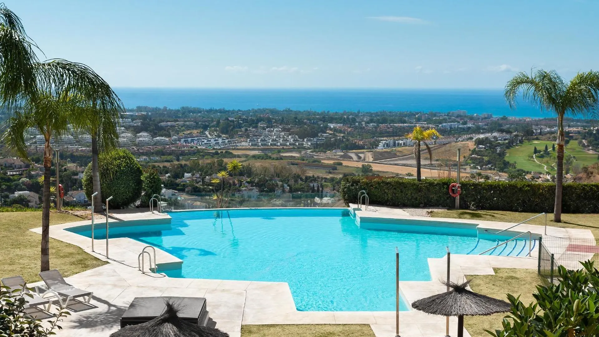 Serene 3-Bedroom With Sea And Sunset Views Estepona 0*,