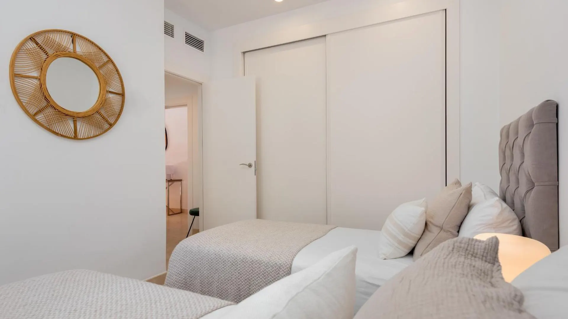 Serene 3-Bedroom With Sea And Sunset Views Estepona