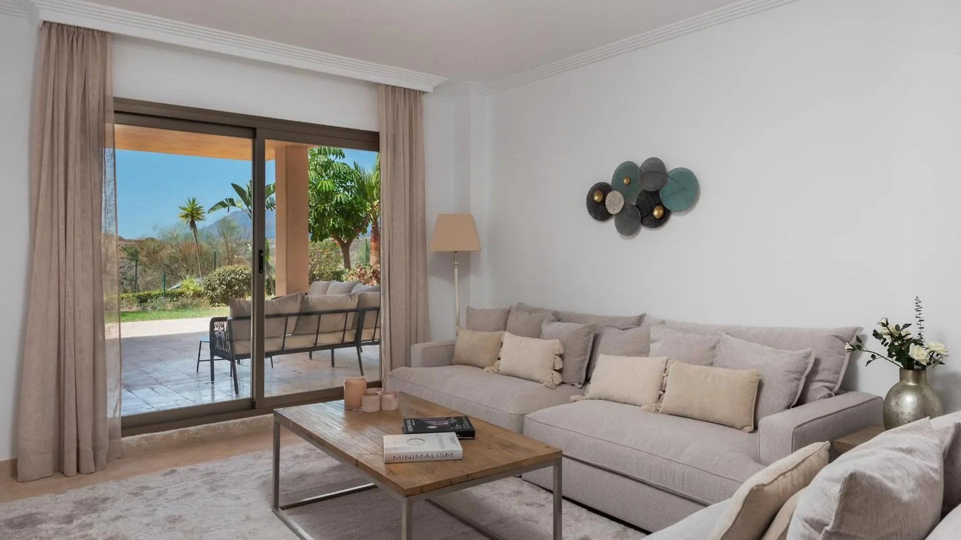 Serene 3-Bedroom With Sea And Sunset Views Estepona